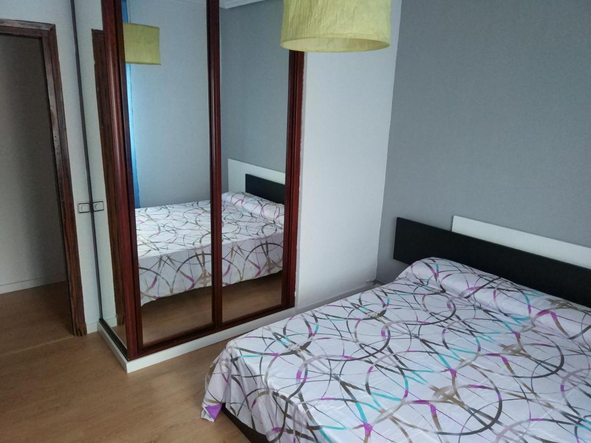 Piso Para Grupos En Logroño Zewnętrze zdjęcie
