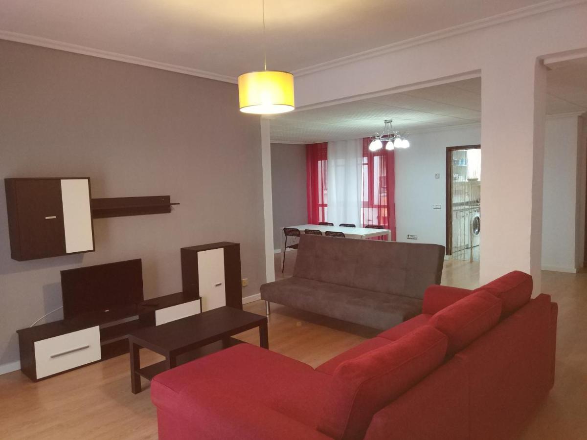 Piso Para Grupos En Logroño Zewnętrze zdjęcie